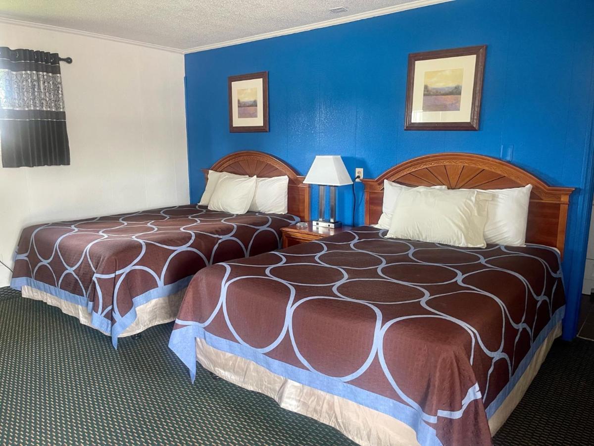 Rodeway Inn Flora Εξωτερικό φωτογραφία