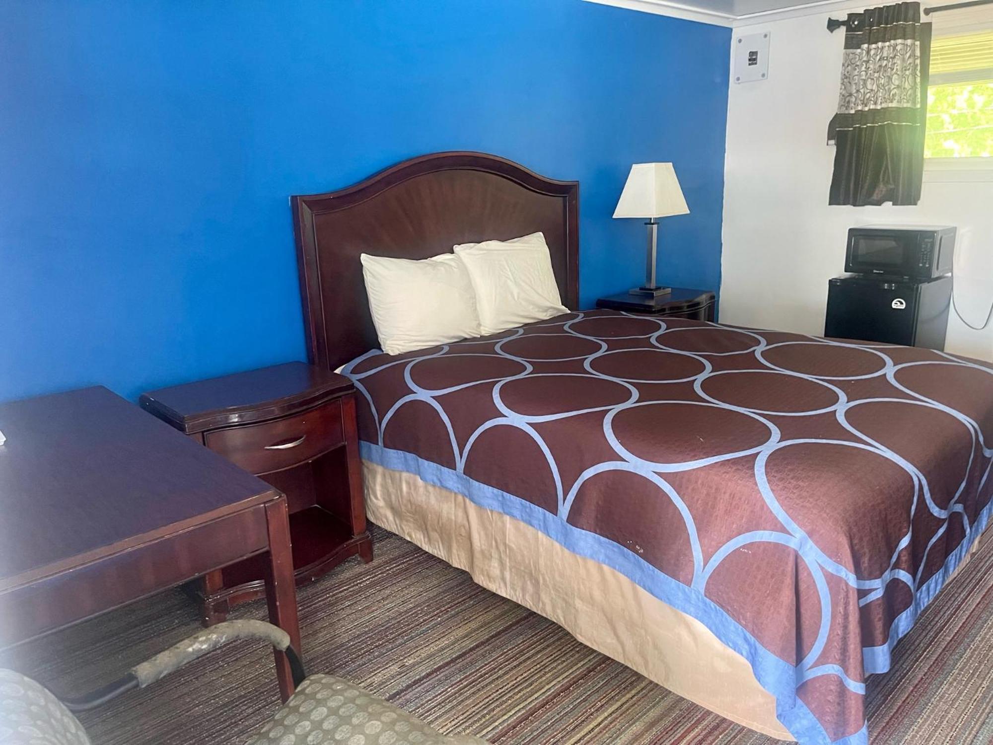 Rodeway Inn Flora Εξωτερικό φωτογραφία