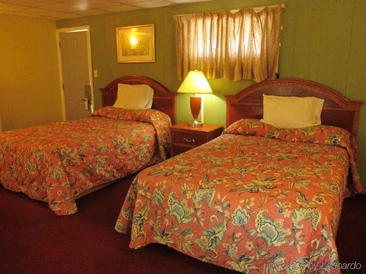Rodeway Inn Flora Εξωτερικό φωτογραφία